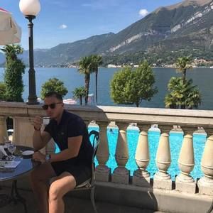 Meet your Posher, Robert